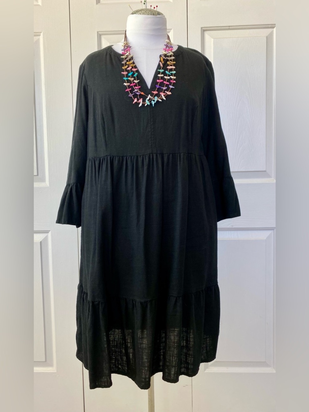 J Jill Black Jardin Notch-neck Tiered Shift Dress - Picture 2 of 7
